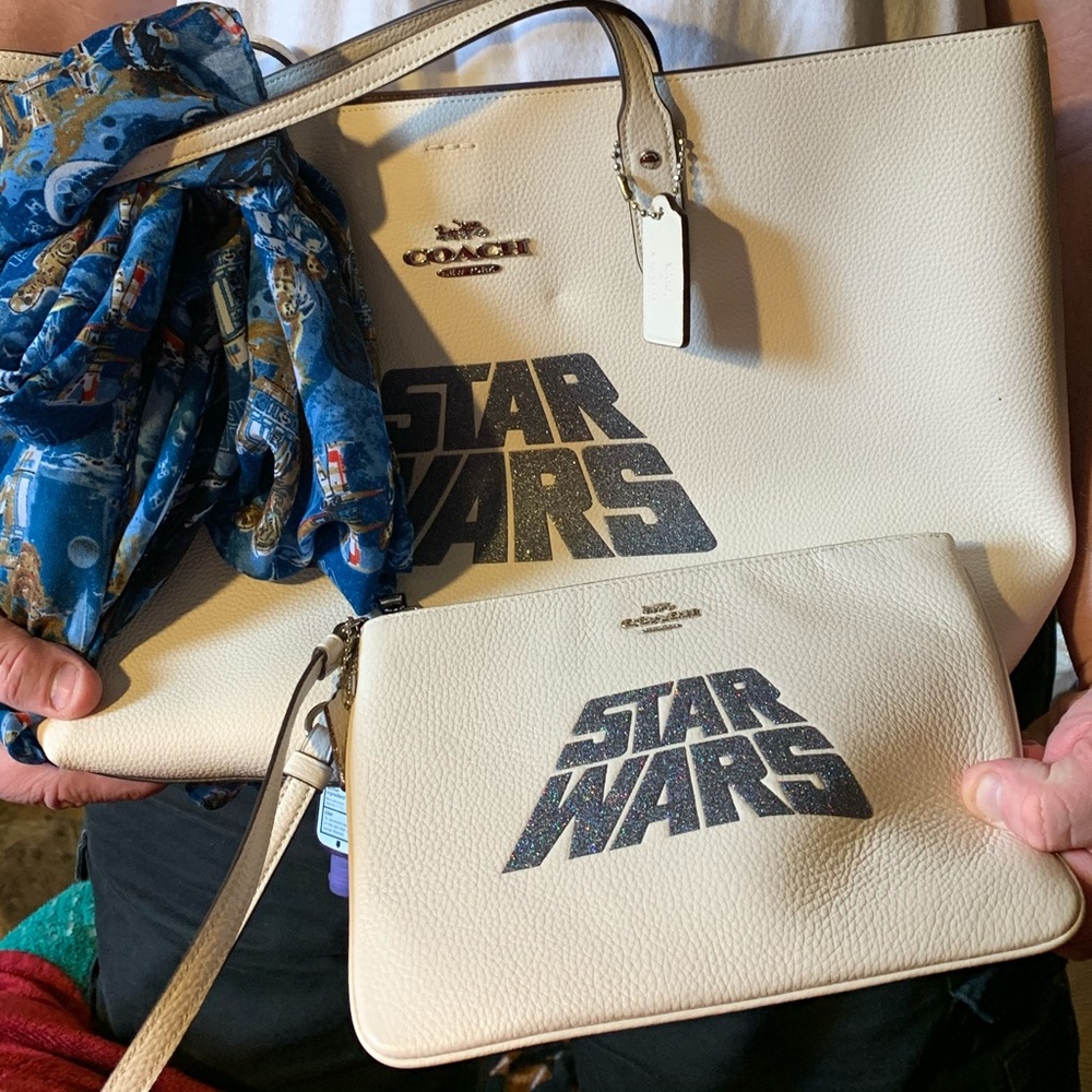 Coach Star Wars. Purse / wristlet.